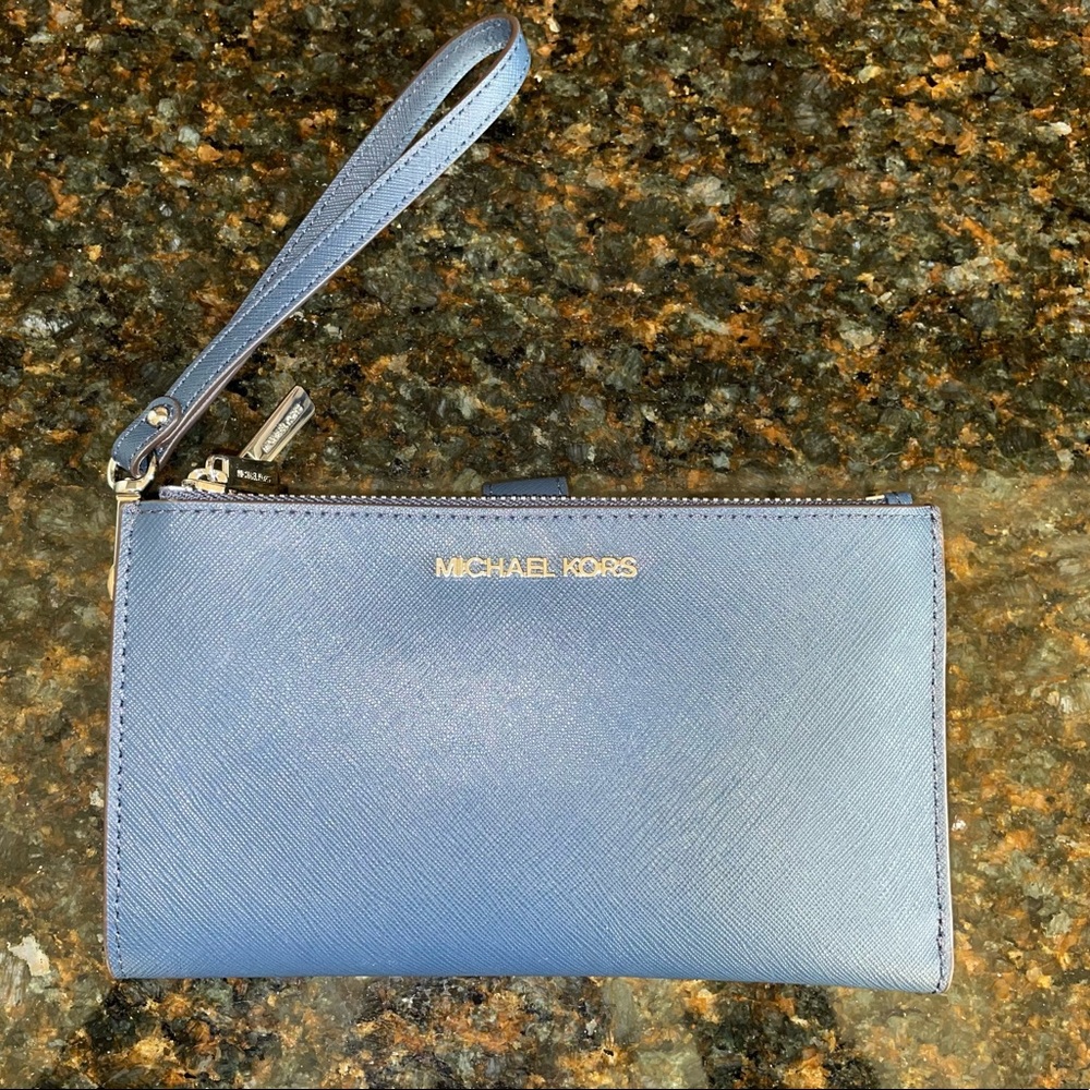 Michael Kors Adele Wristlet